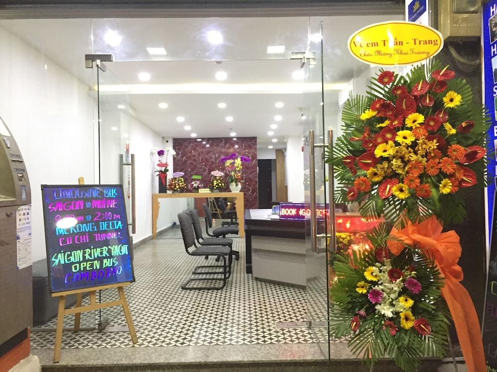 Mekong Saigon Hotel Хошимин Екстериор снимка